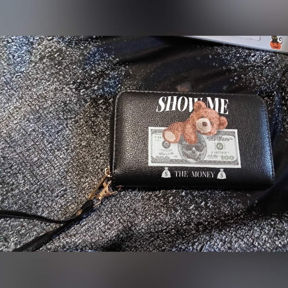 Small wallet clutch with Teddy bear